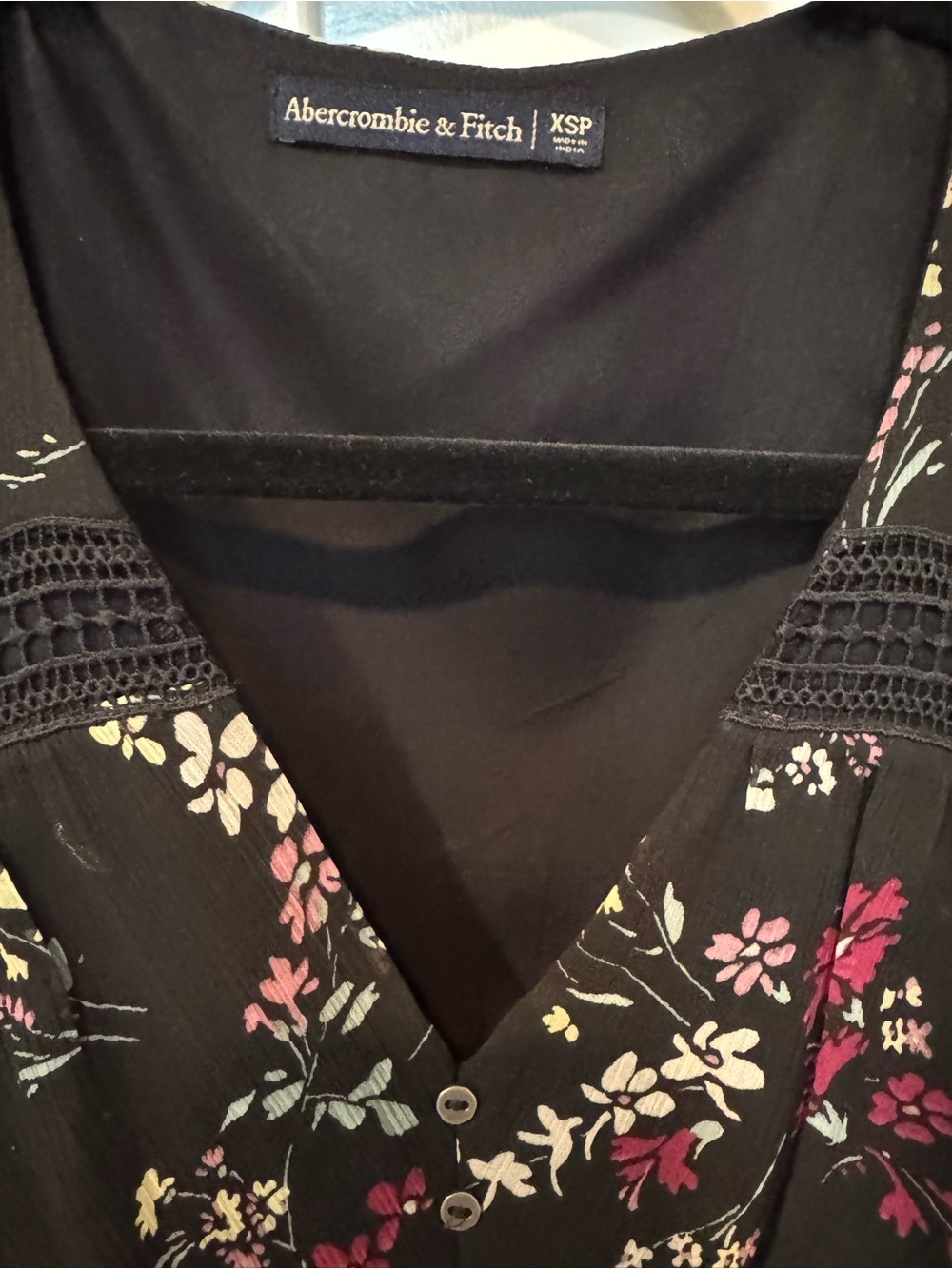 Abercrombie and Fitch Black Floral Sleeveless Dress - Picture 3 of 7